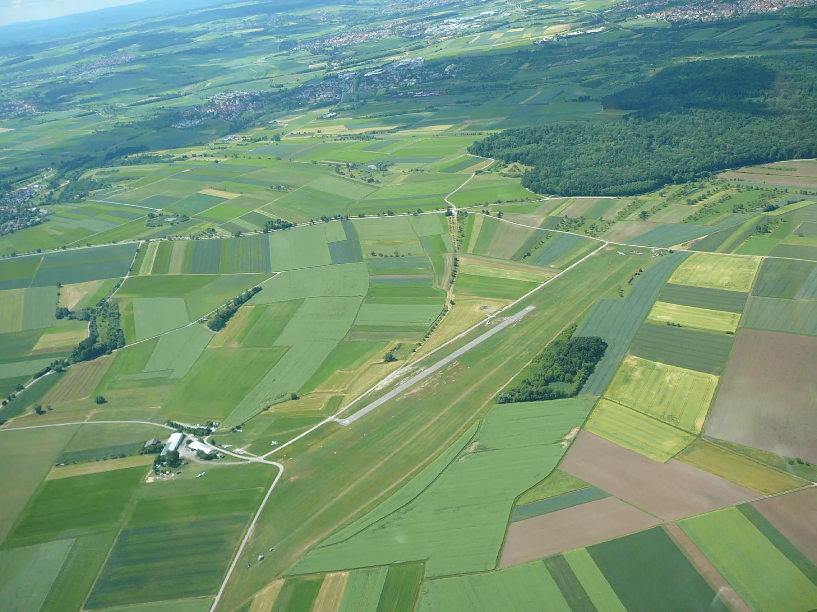 Der Flugplatz Poltringen von oben
