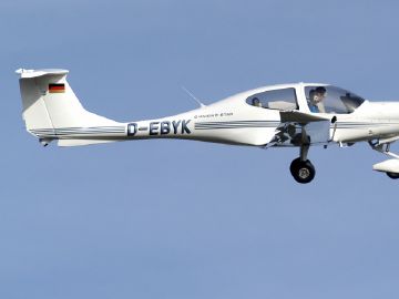 DA 40